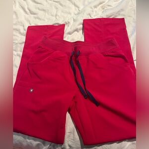 Figs women’s ultra rose Kade cargo scrub pants M